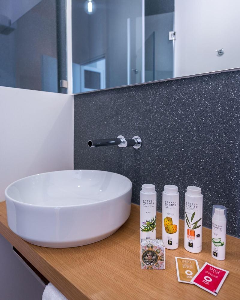 Shapes Luxury Suites Ermupoli Exteriér fotografie