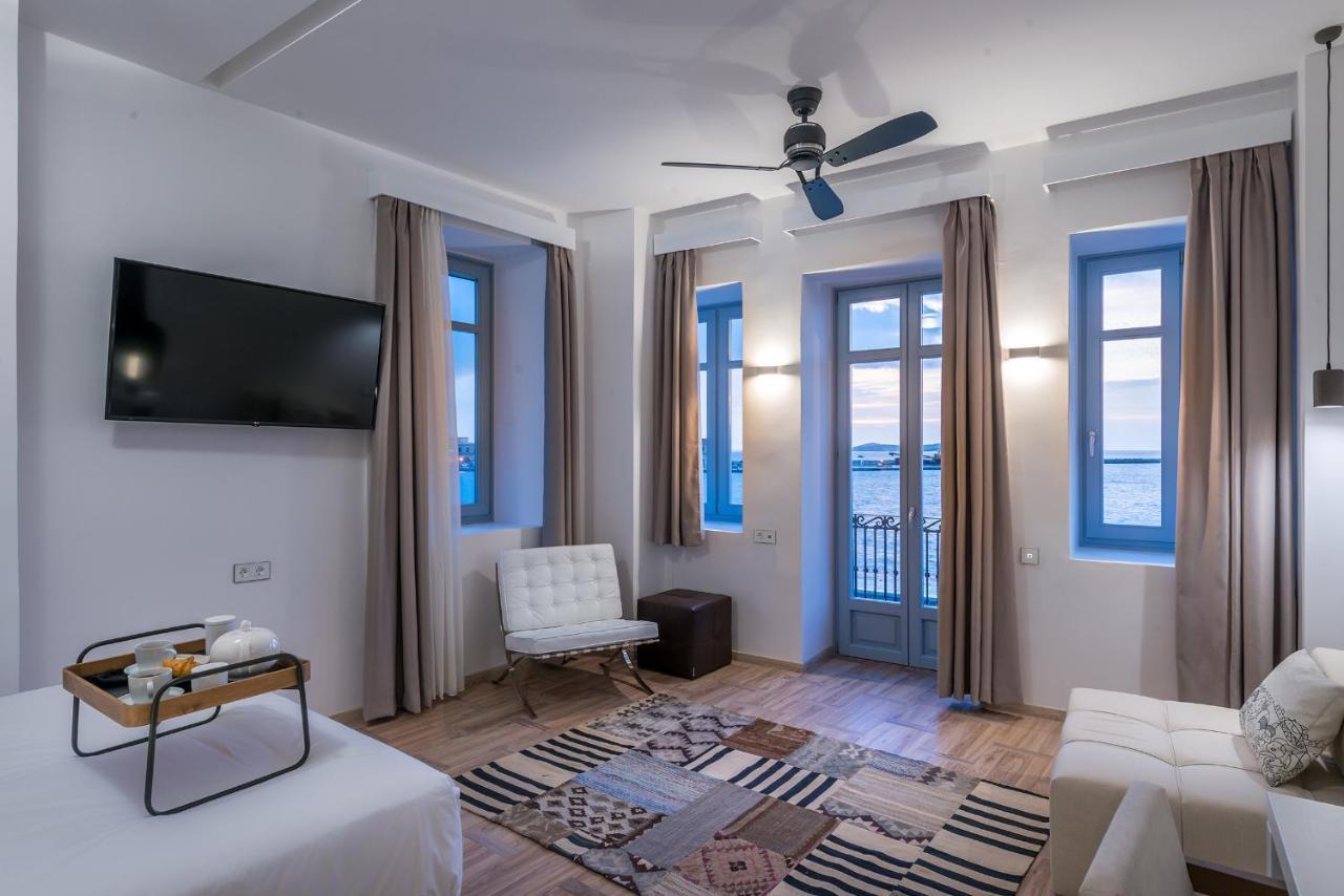 Shapes Luxury Suites Ermupoli Exteriér fotografie