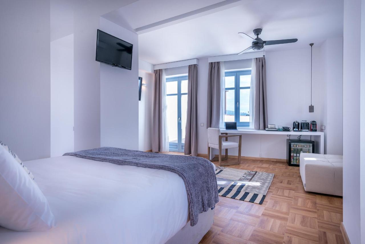 Shapes Luxury Suites Ermupoli Exteriér fotografie